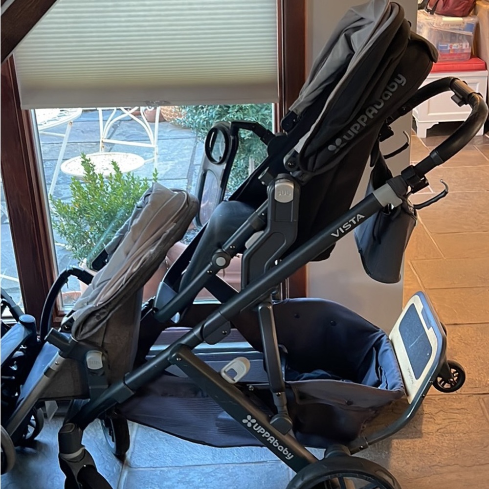 Uppababy Vista 2018 including a ton of accessories!